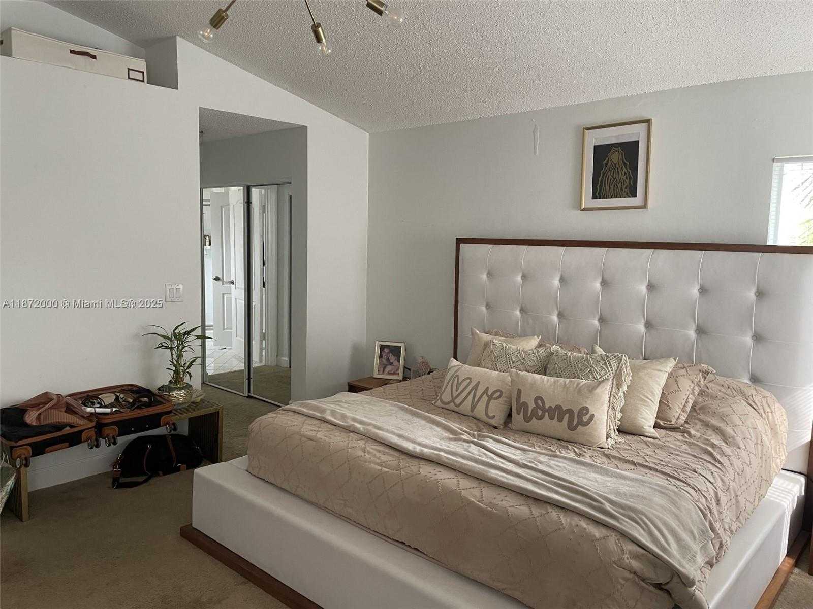 Small Image of 5237 NORTH WEST 112TH PL, Doral Number 16