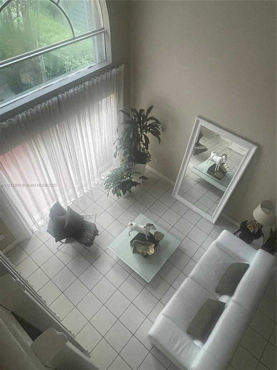 Small Image of 5237 NORTH WEST 112TH PL, Doral Number 7