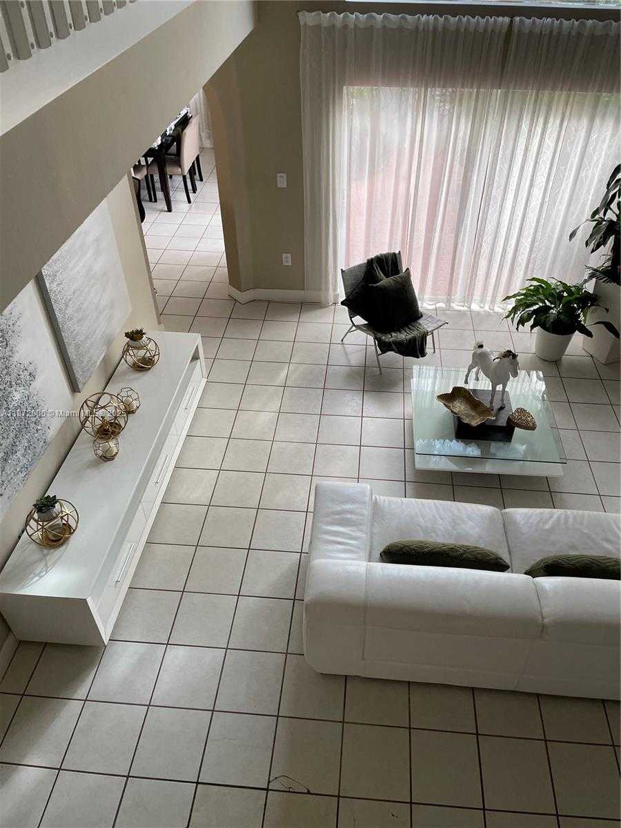 Small Image of 5237 NORTH WEST 112TH PL, Doral Number 8