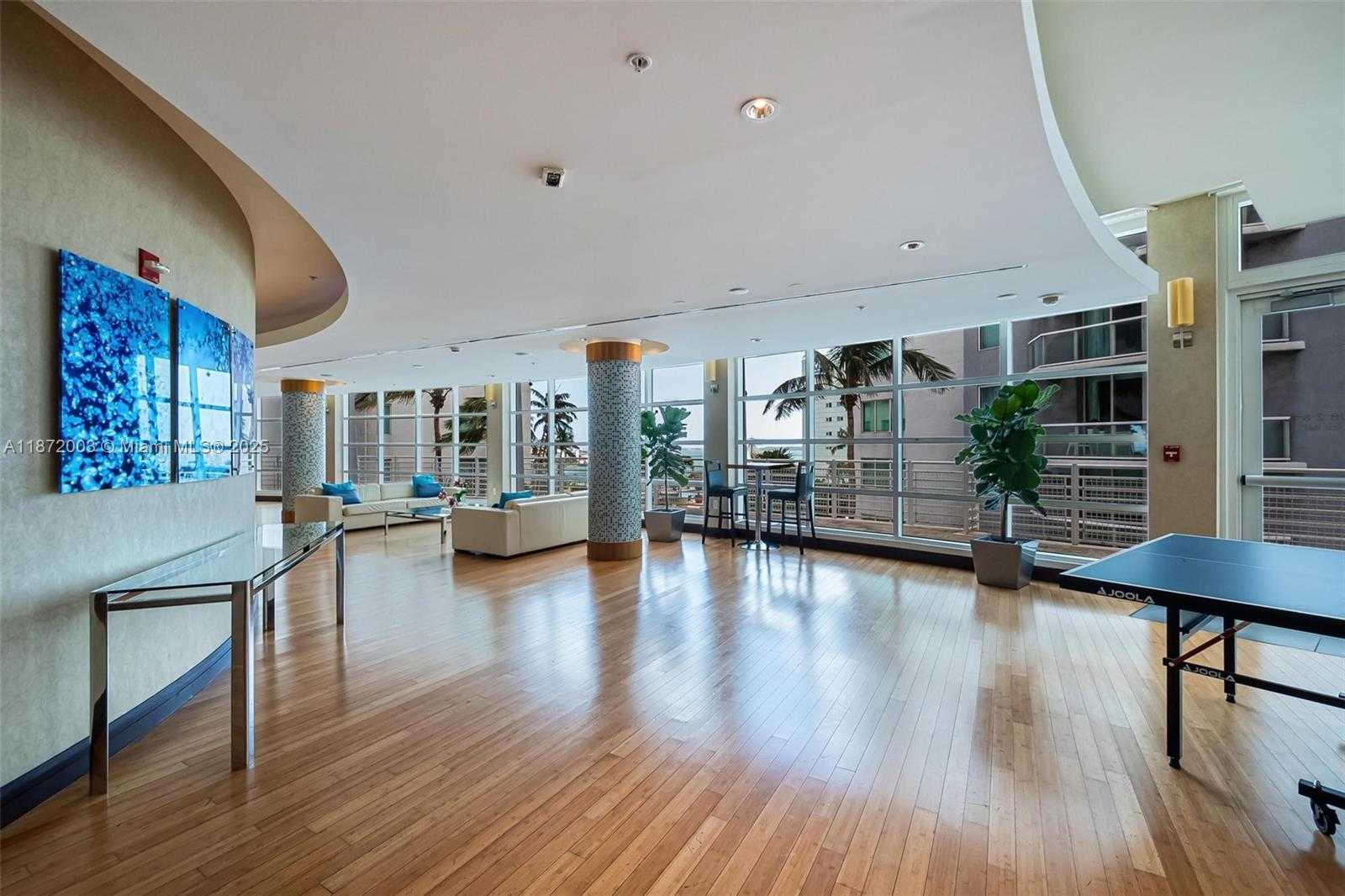 Small Image of 244 BISCAYNE BLVD #445, Miami Number 34