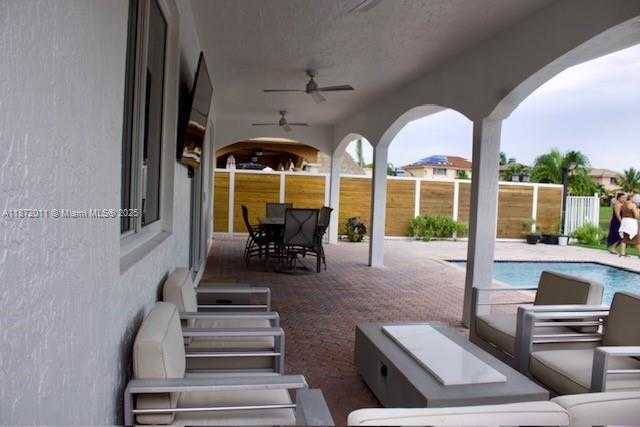 Small Image of 16056 SOUTH WEST 66TH TER #16056, Miami Number 20
