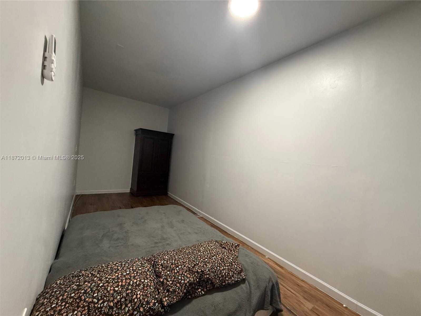 Small Image of 11754 SOUTH WEST 133RD CT, Miami Number 11