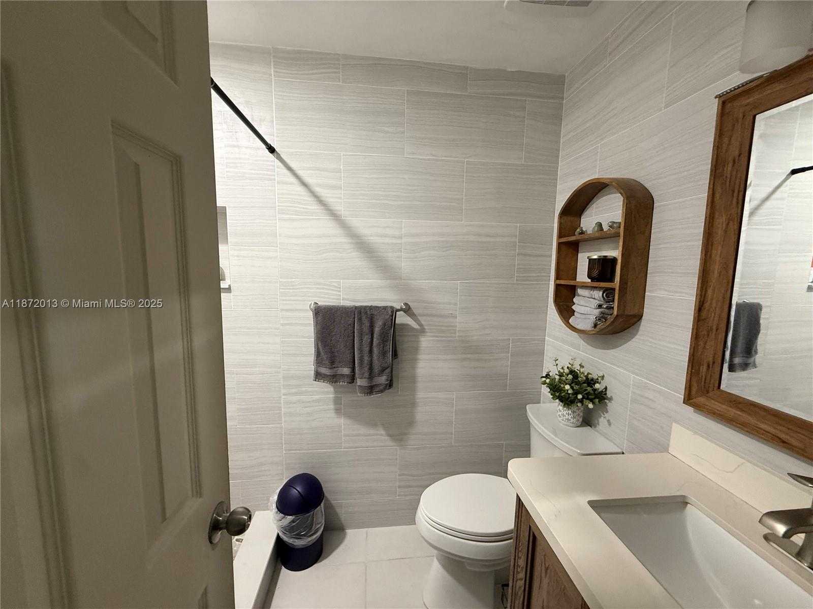 Small Image of 11754 SOUTH WEST 133RD CT, Miami Number 15