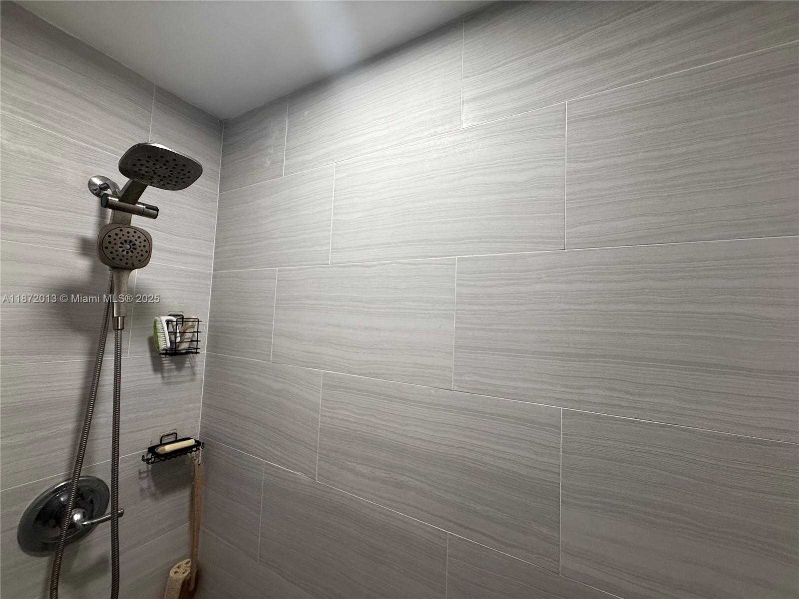 Small Image of 11754 SOUTH WEST 133RD CT, Miami Number 16
