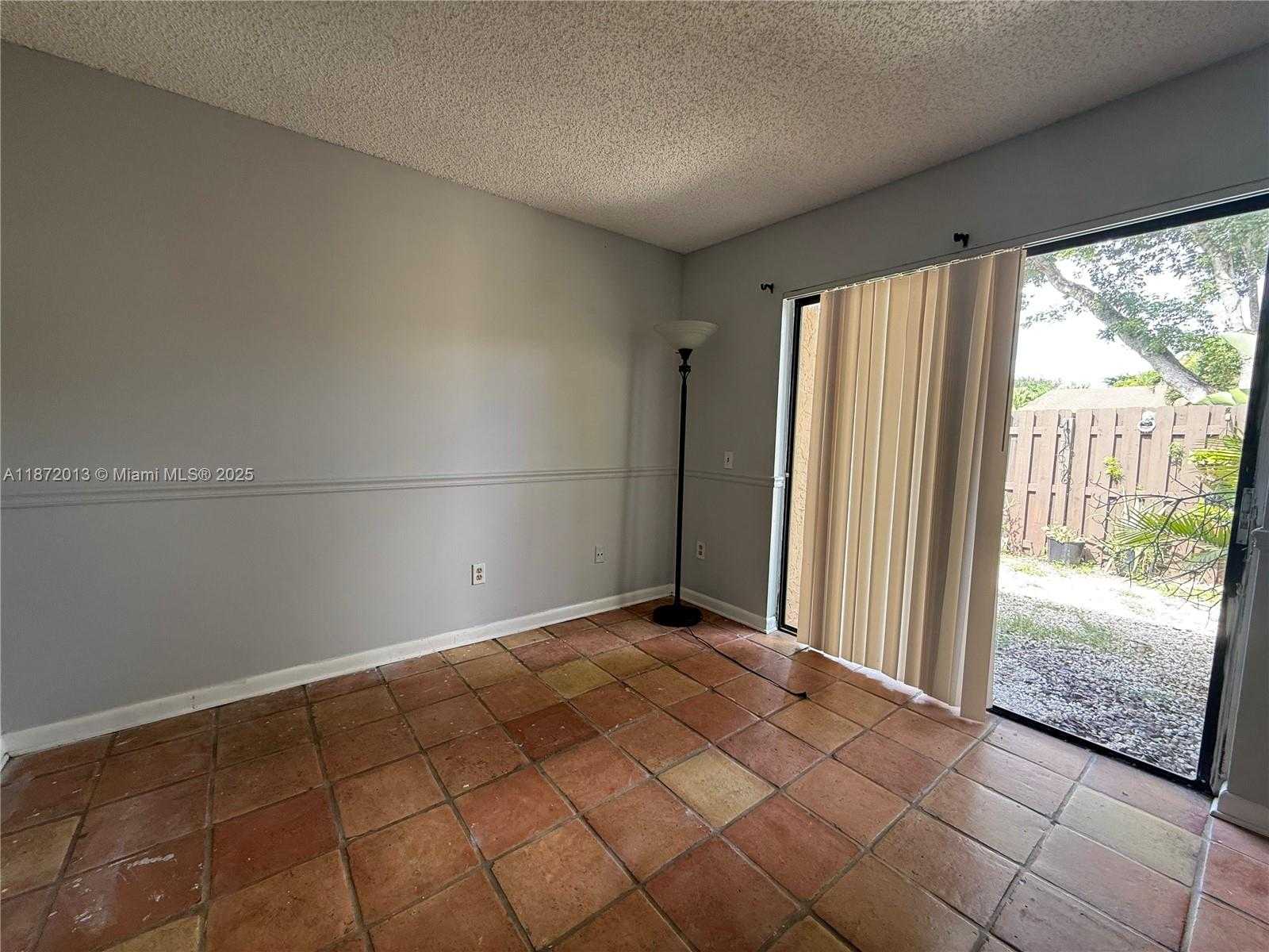 Small Image of 11754 SOUTH WEST 133RD CT, Miami Number 19