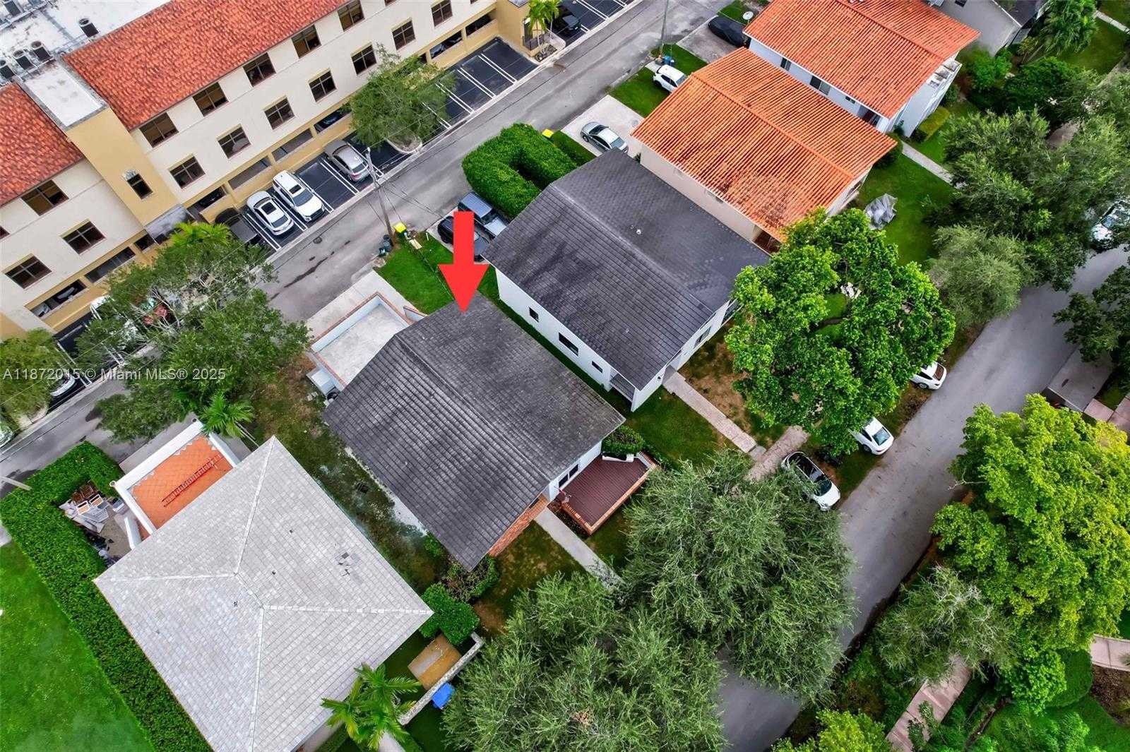 Small Image of 537 MENENDEZ AVE #537, Coral Gables Number 24