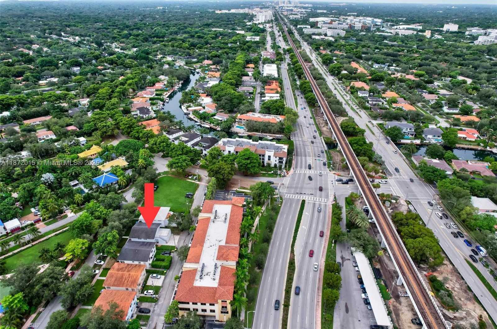 Small Image of 537 MENENDEZ AVE #537, Coral Gables Number 25