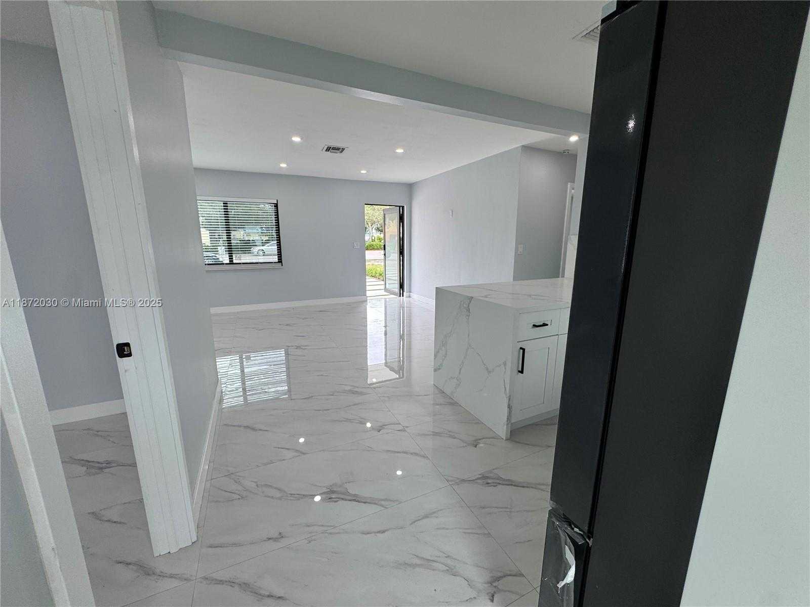 Small Image of 16440 NORTH EAST 10TH AVE, North Miami Beach Number 16