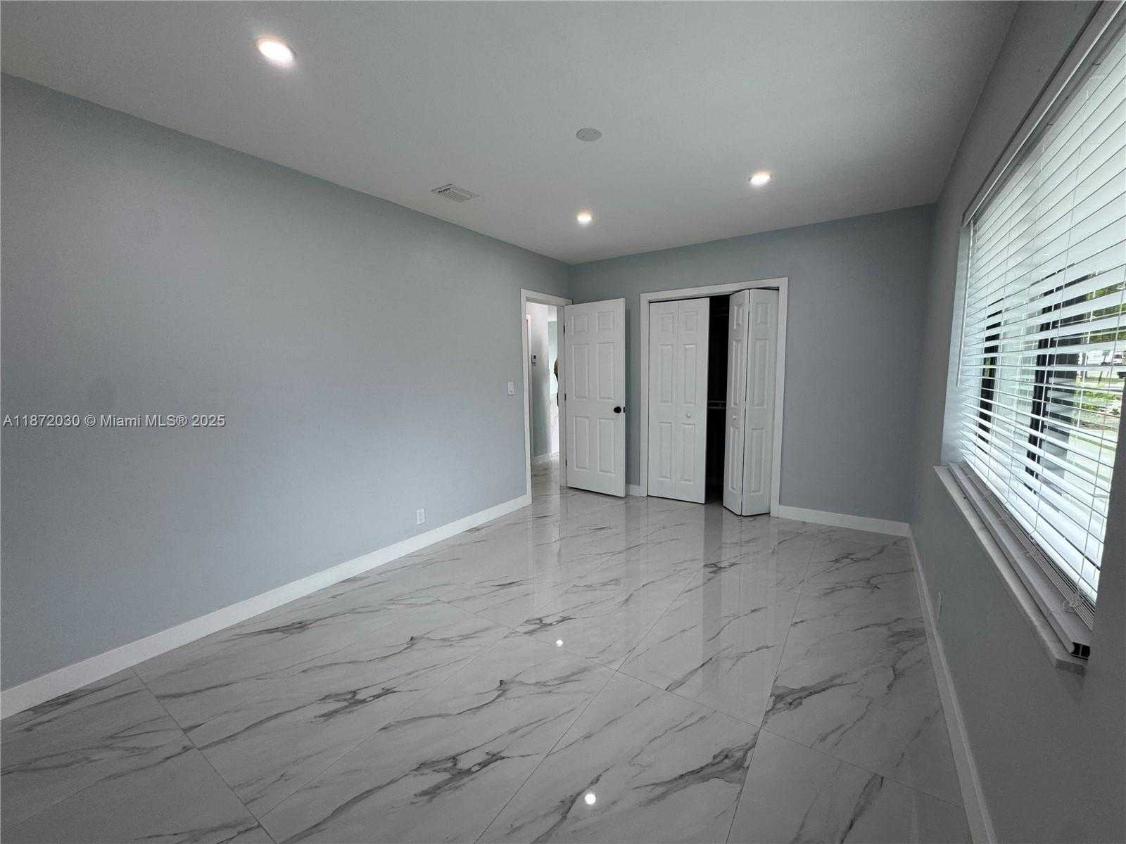 Small Image of 16440 NORTH EAST 10TH AVE, North Miami Beach Number 9