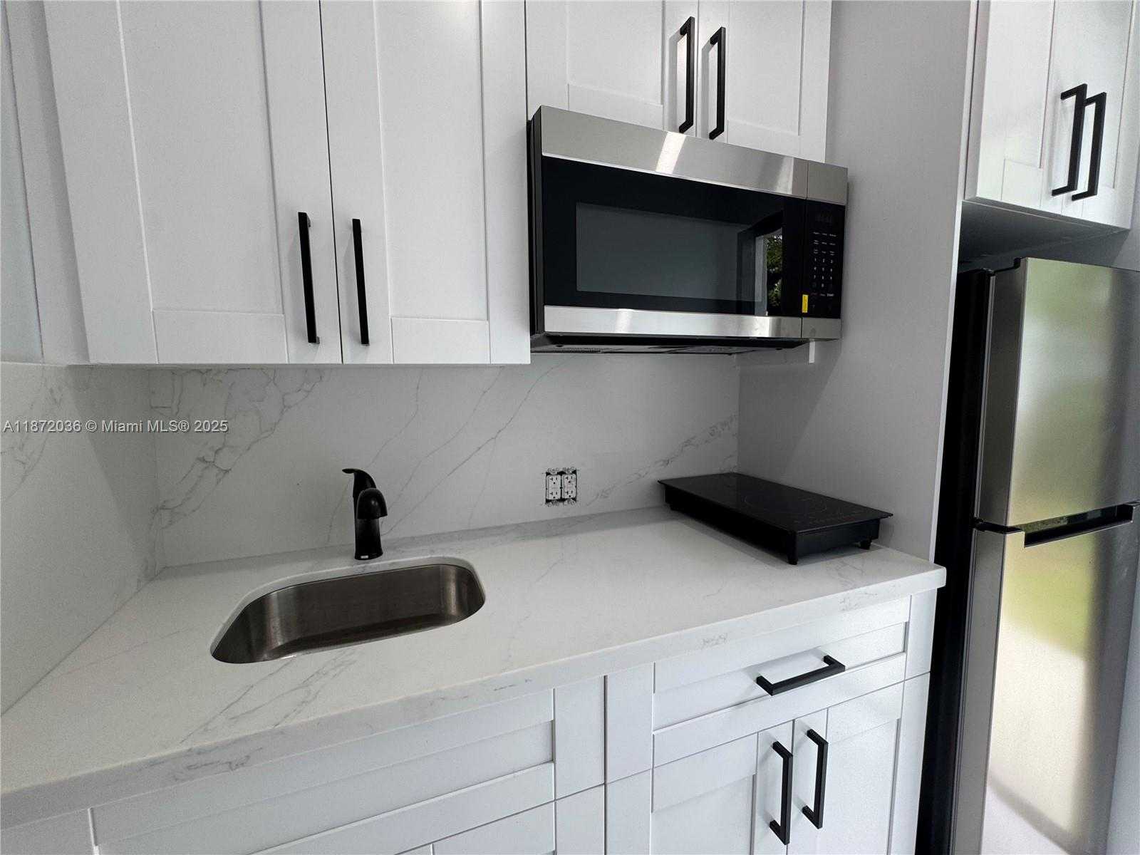 Small Image of 16440 NORTH EAST 10TH AVE #E, North Miami Beach Number 5