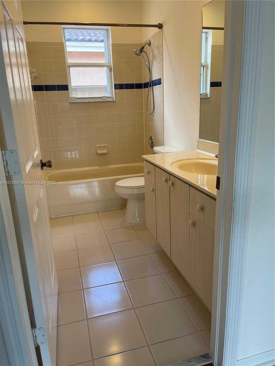 Small Image of 1588 SOUTH EAST 20TH PL, Homestead Number 18