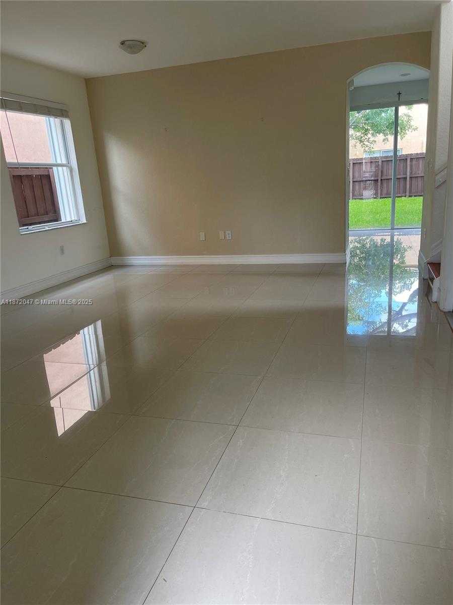 Small Image of 1588 SOUTH EAST 20TH PL, Homestead Number 4
