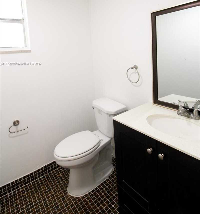 Small Image of 9359 FONTAINEBLEAU BLVD #F207, Miami Number 5