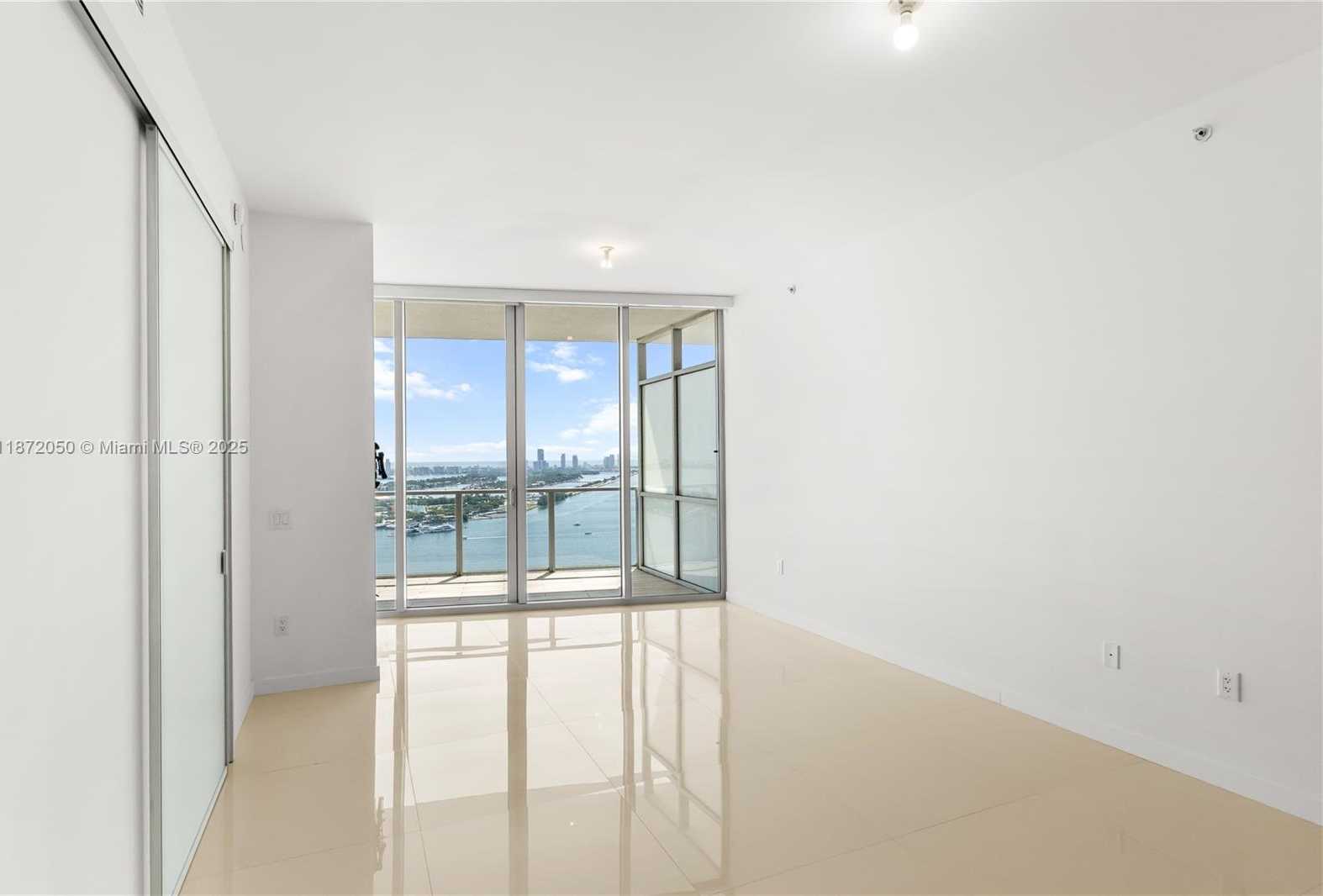 Small Image of 1100 BISCAYNE BLVD #3404, Miami Number 15