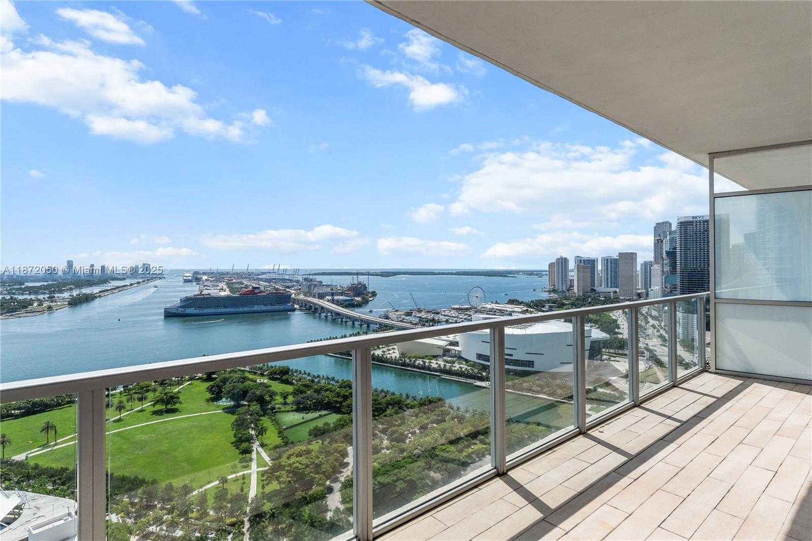 Small Image of 1100 BISCAYNE BLVD #3404, Miami Number 2