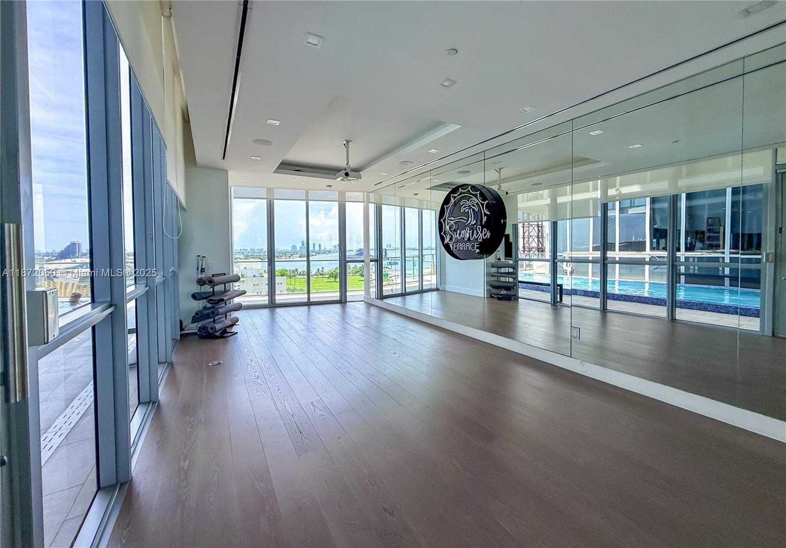 Small Image of 1100 BISCAYNE BLVD #3404, Miami Number 38