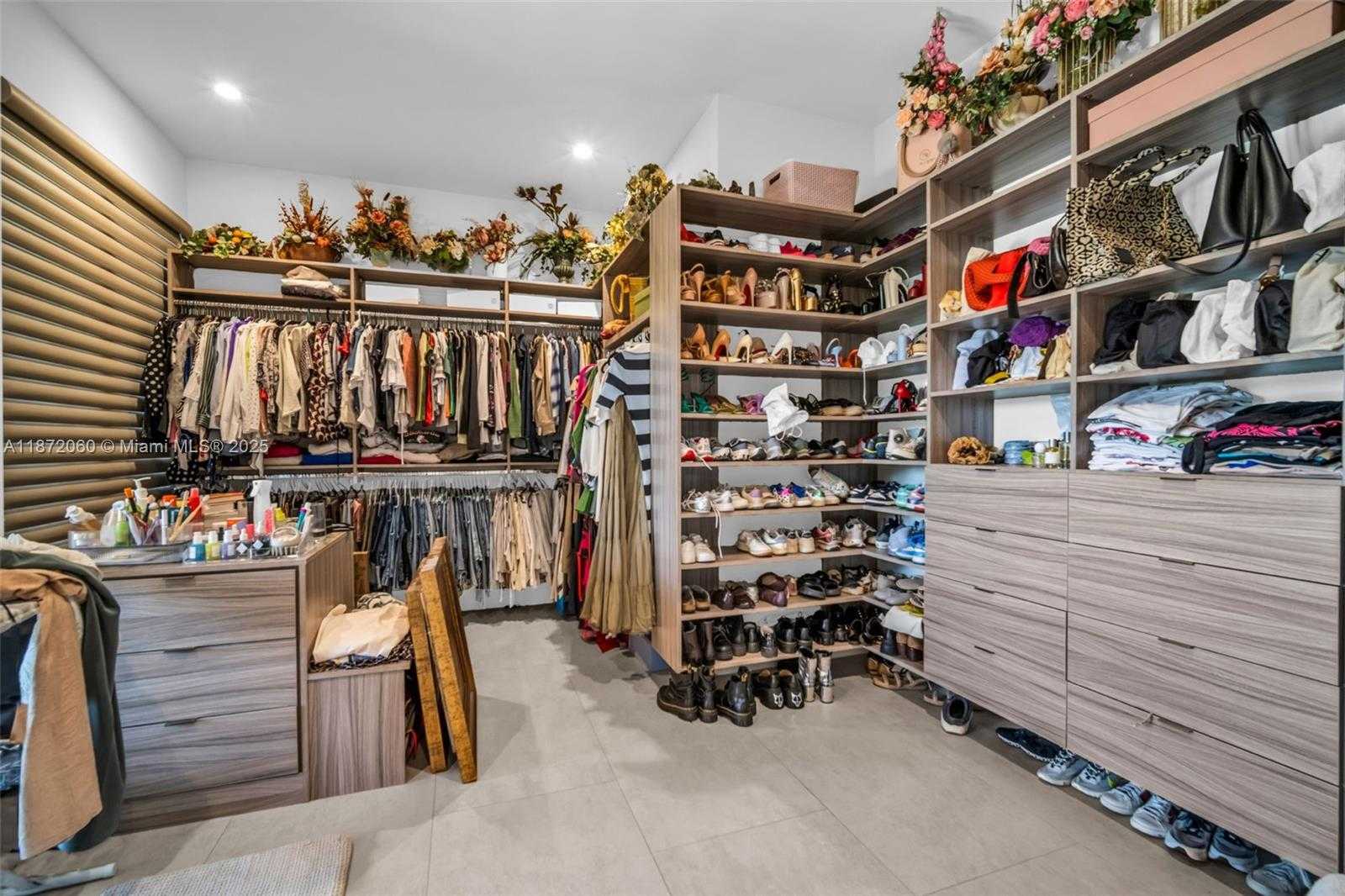 Small Image of 6120 SOUTH WEST 80TH ST, South Miami Number 24