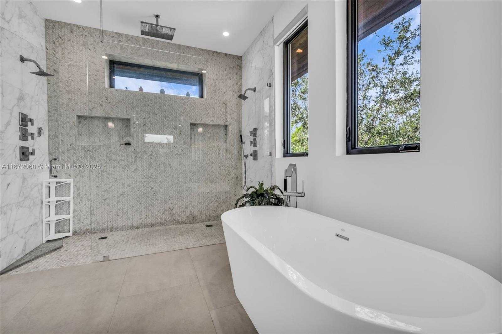 Small Image of 6120 SOUTH WEST 80TH ST, South Miami Number 26