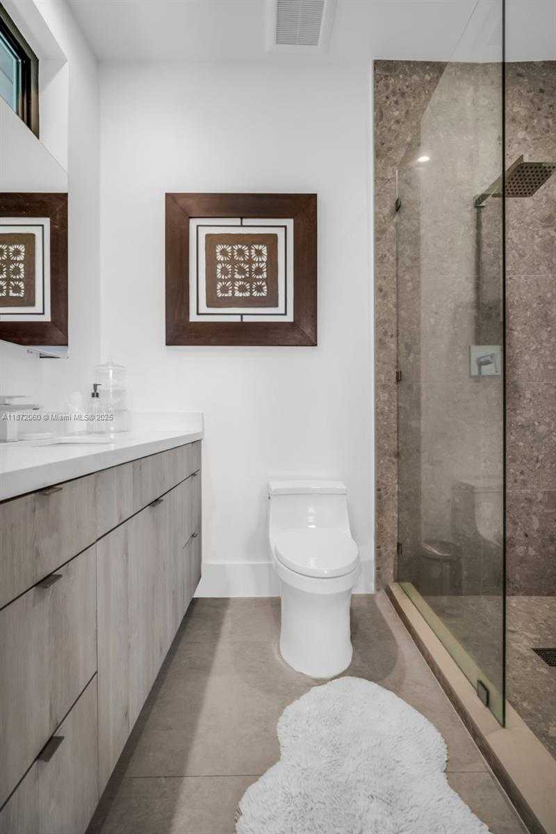 Small Image of 6120 SOUTH WEST 80TH ST, South Miami Number 30