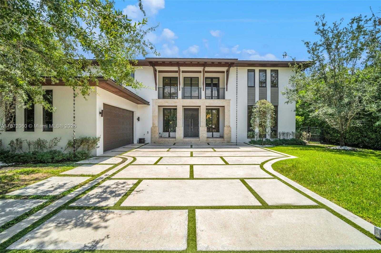 Small Image of 6120 SOUTH WEST 80TH ST, South Miami Number 4