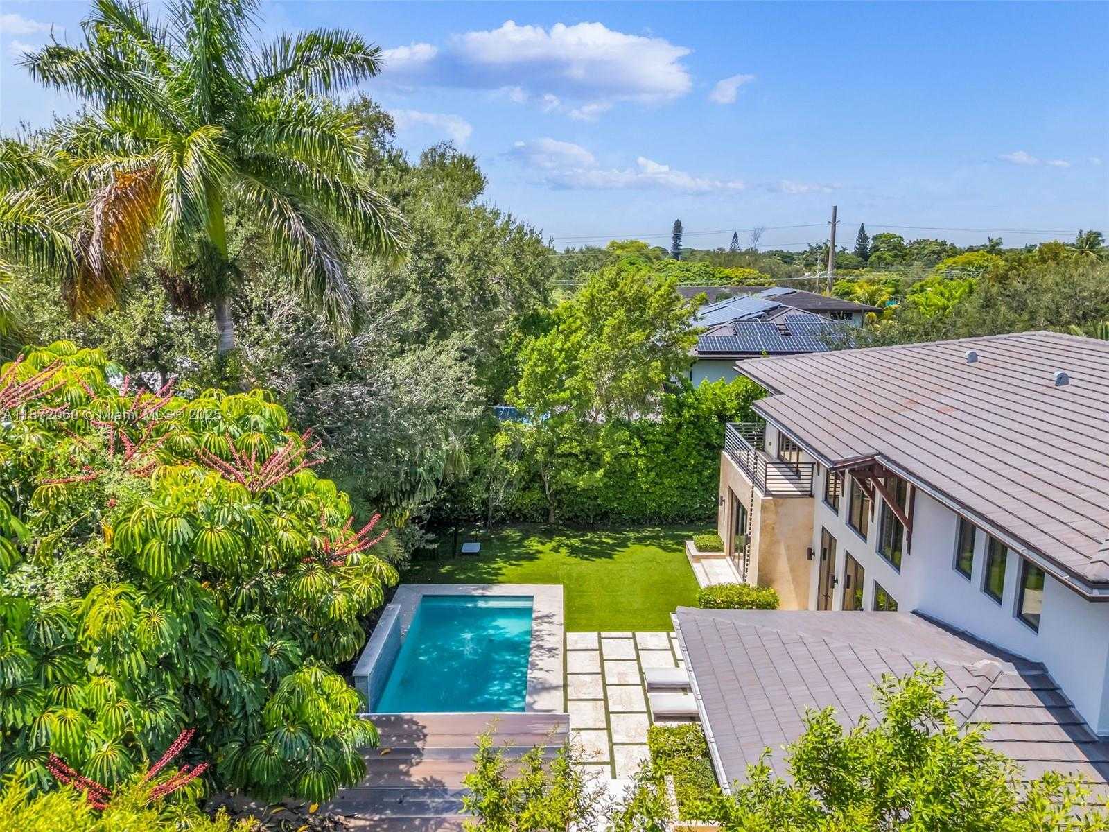 Small Image of 6120 SOUTH WEST 80TH ST, South Miami Number 45