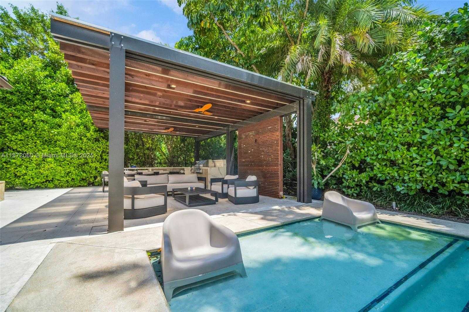 Small Image of 6120 SOUTH WEST 80TH ST, South Miami Number 49