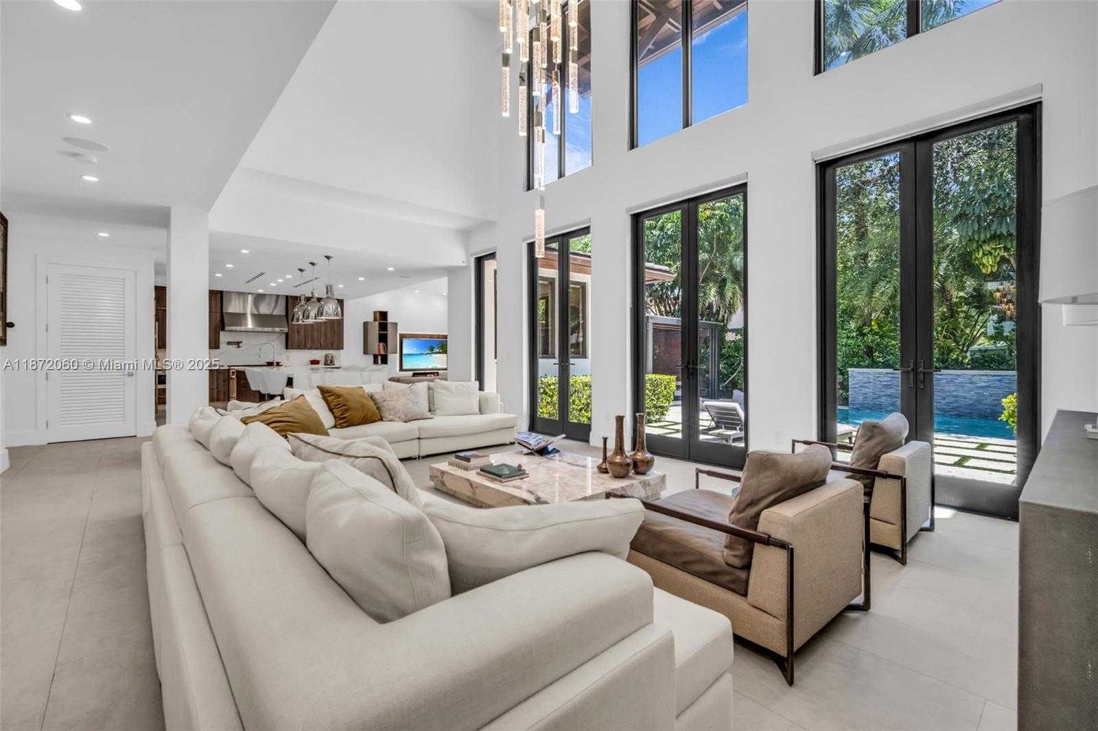 Small Image of 6120 SOUTH WEST 80TH ST, South Miami Number 7
