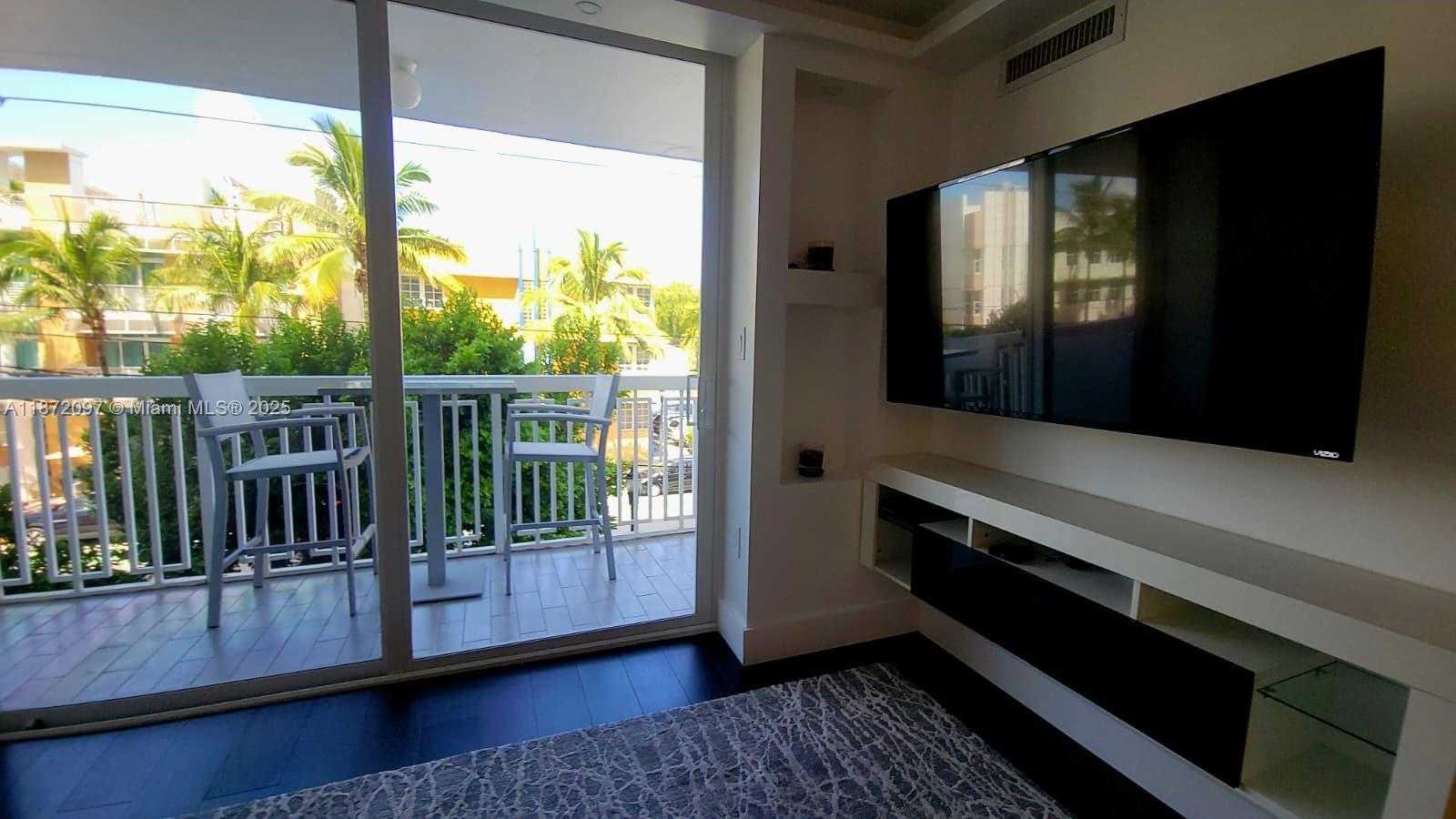 Small Image of 401 OCEAN DR #303, Miami Beach Number 20