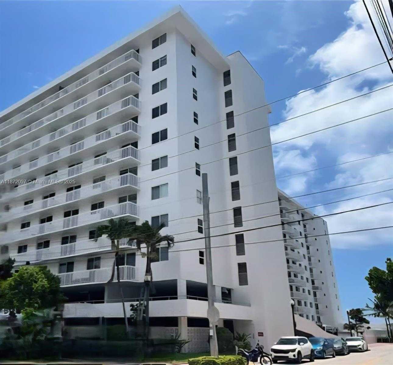 Small Image of 401 OCEAN DR #303, Miami Beach Number 29