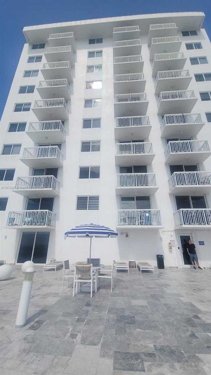 Small Image of 401 OCEAN DR #303, Miami Beach Number 30