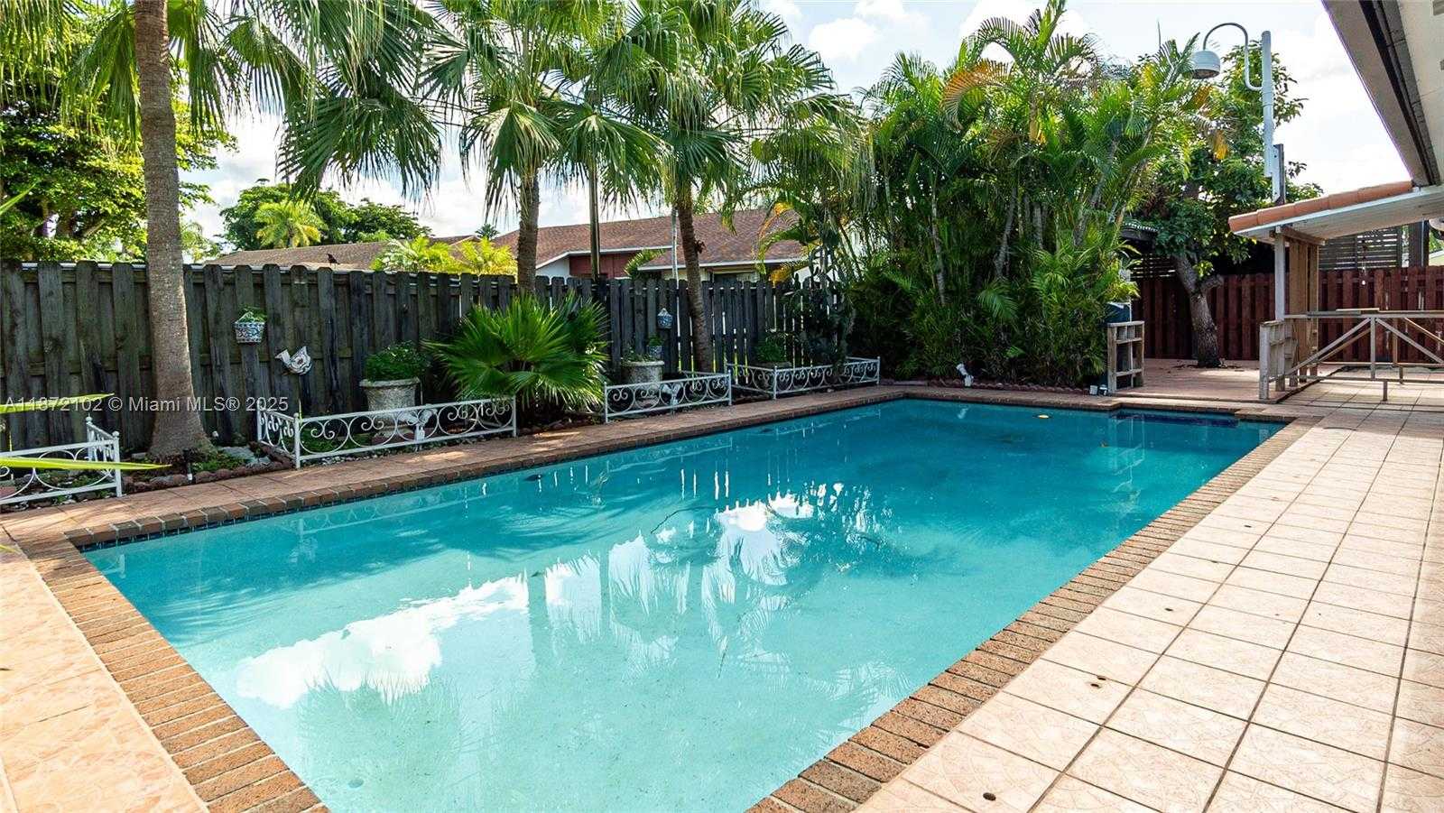 Small Image of 14541 SOUTH WEST 103RD ST, Miami Number 26