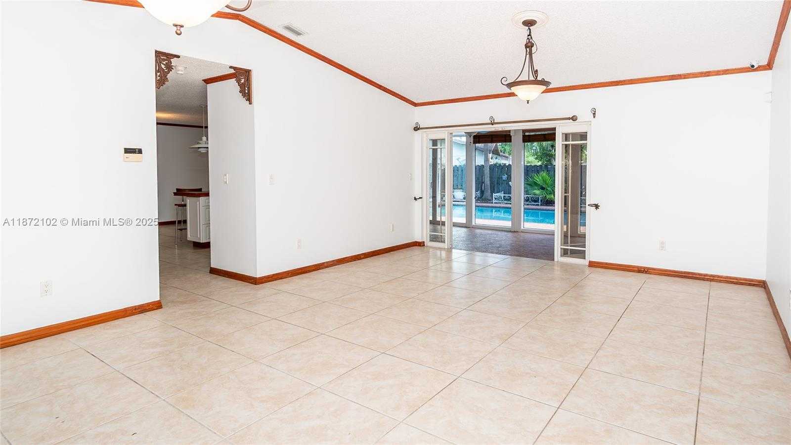 Small Image of 14541 SOUTH WEST 103RD ST, Miami Number 5