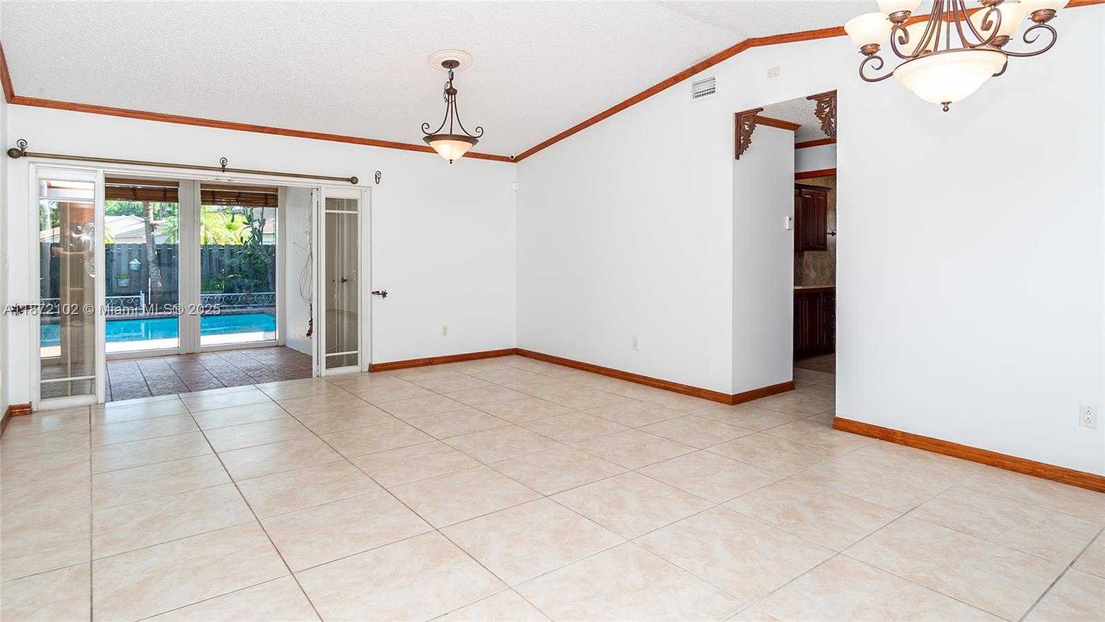 Small Image of 14541 SOUTH WEST 103RD ST, Miami Number 8