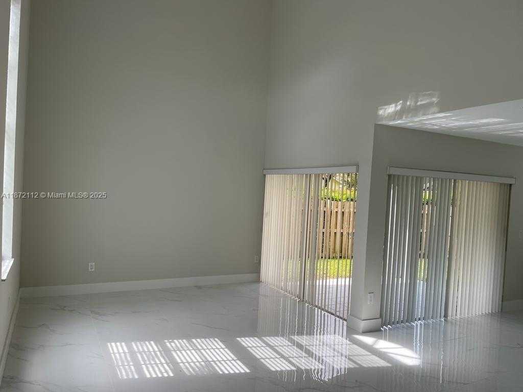 Small Image of 10025 NORTH WEST 51ST TER, Doral Number 8