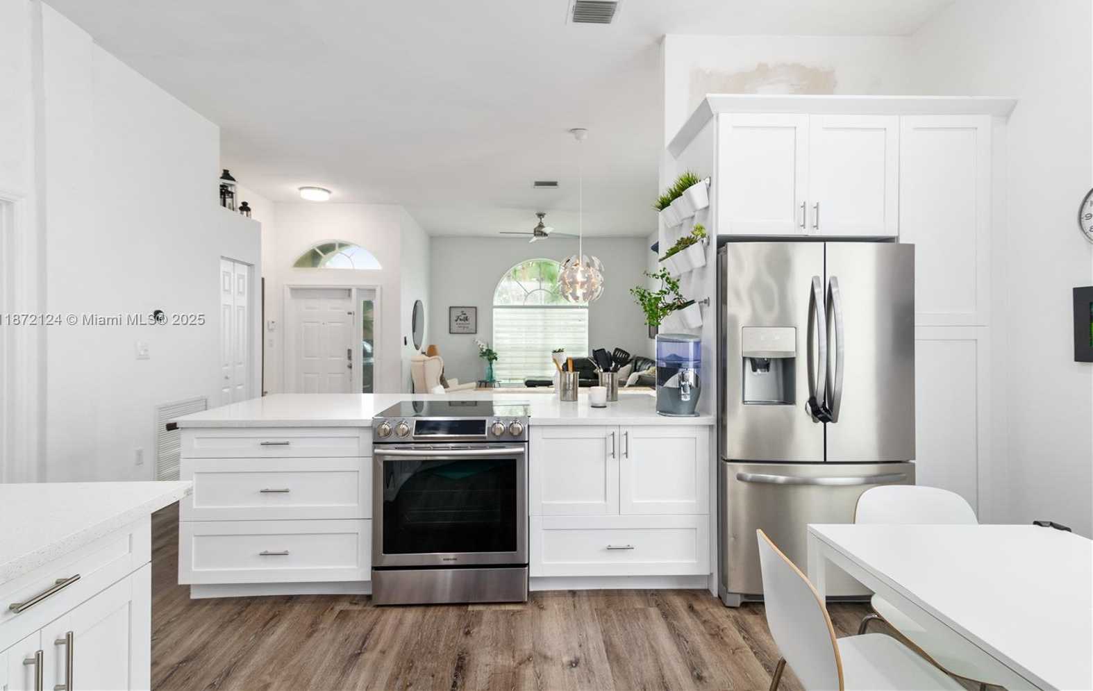 Small Image of 14275 NORTH WEST 18TH PL, Pembroke Pines Number 11