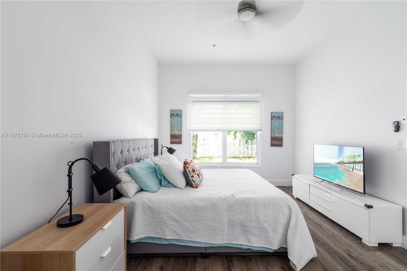 Small Image of 14275 NORTH WEST 18TH PL, Pembroke Pines Number 17