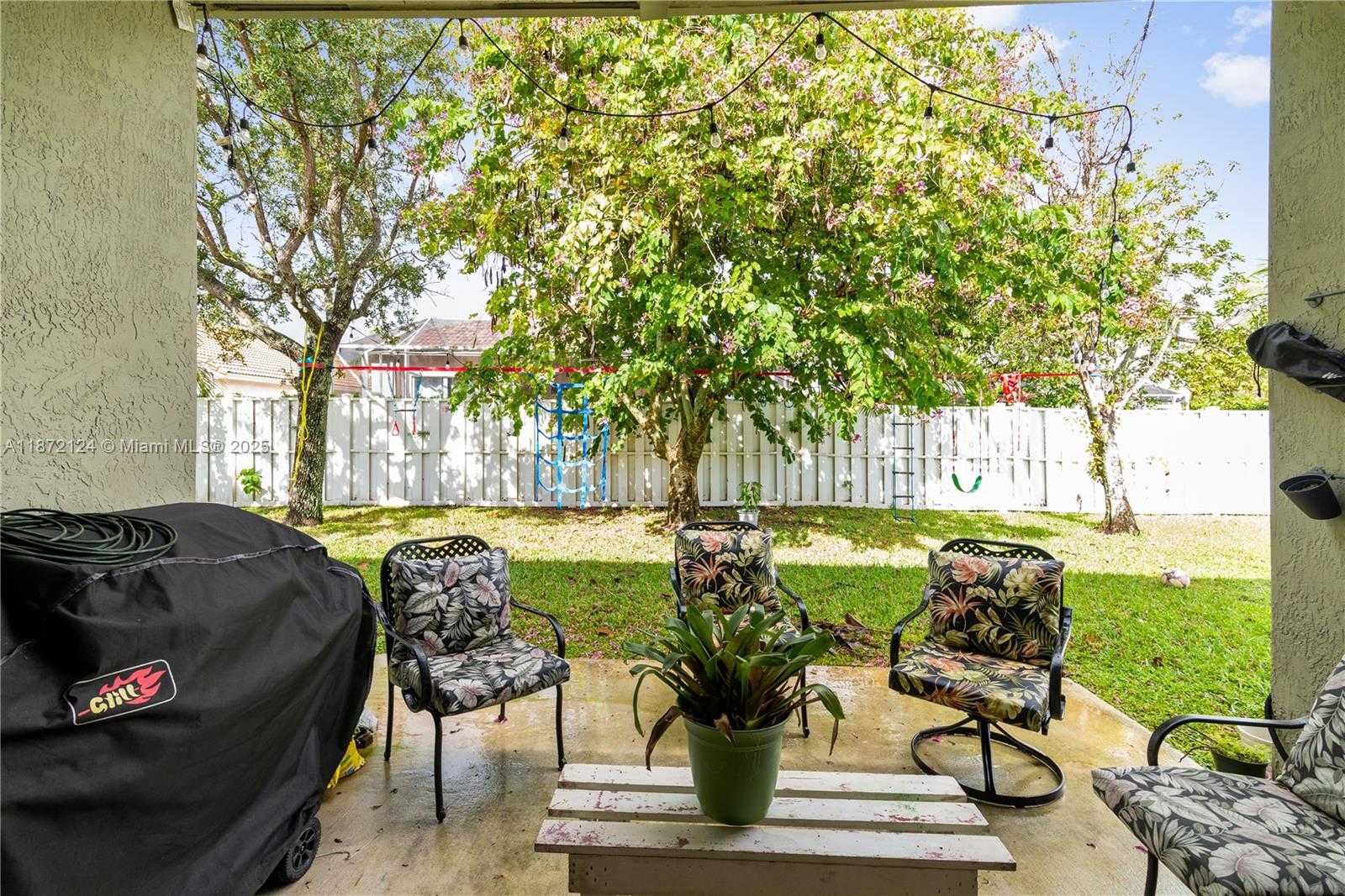 Small Image of 14275 NORTH WEST 18TH PL, Pembroke Pines Number 29