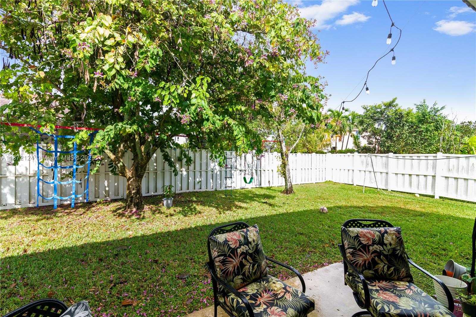 Small Image of 14275 NORTH WEST 18TH PL, Pembroke Pines Number 30