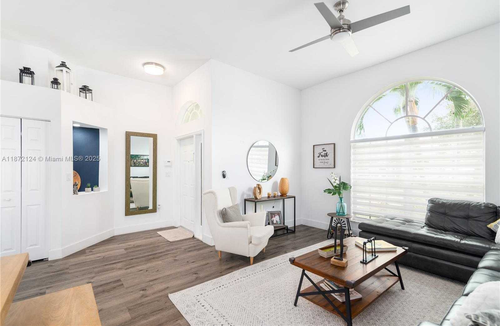 Small Image of 14275 NORTH WEST 18TH PL, Pembroke Pines Number 4