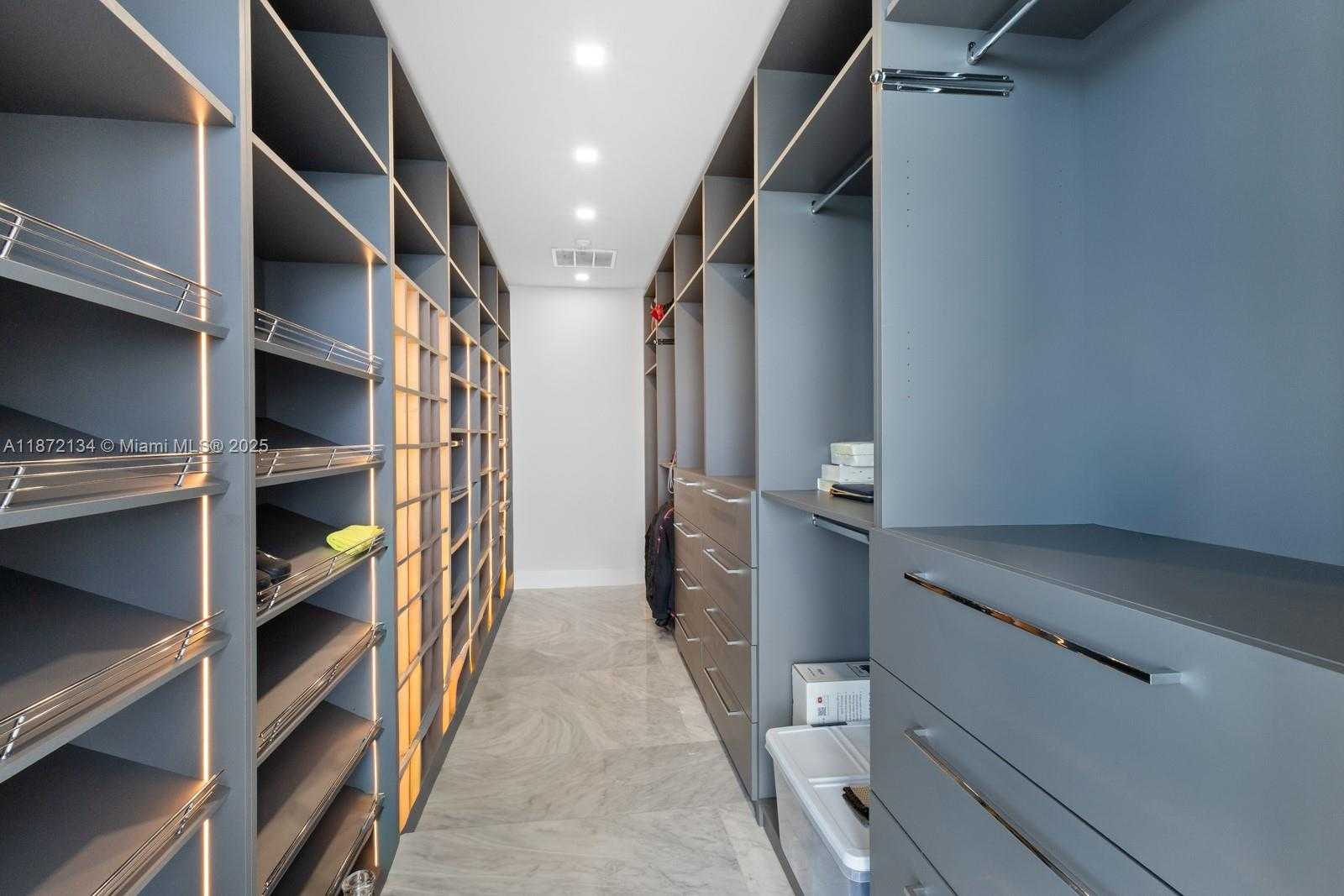 Small Image of 1451 BRICKELL AVE #4901, Miami Number 22