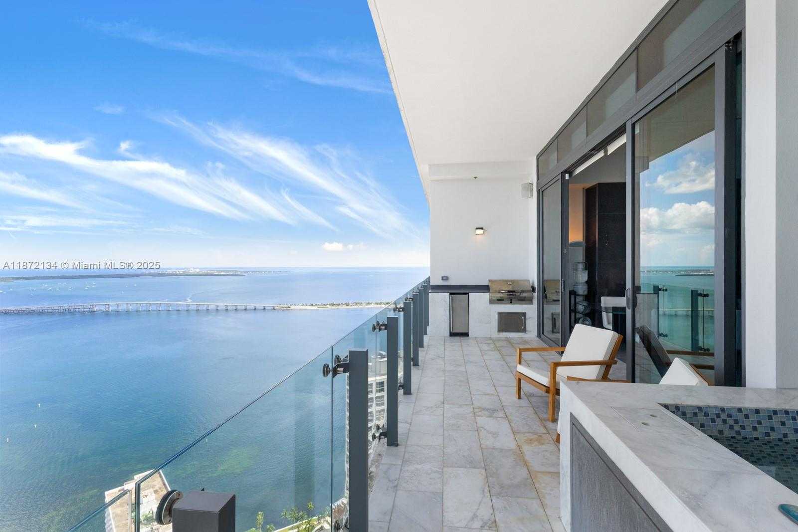 Small Image of 1451 BRICKELL AVE #4901, Miami Number 30