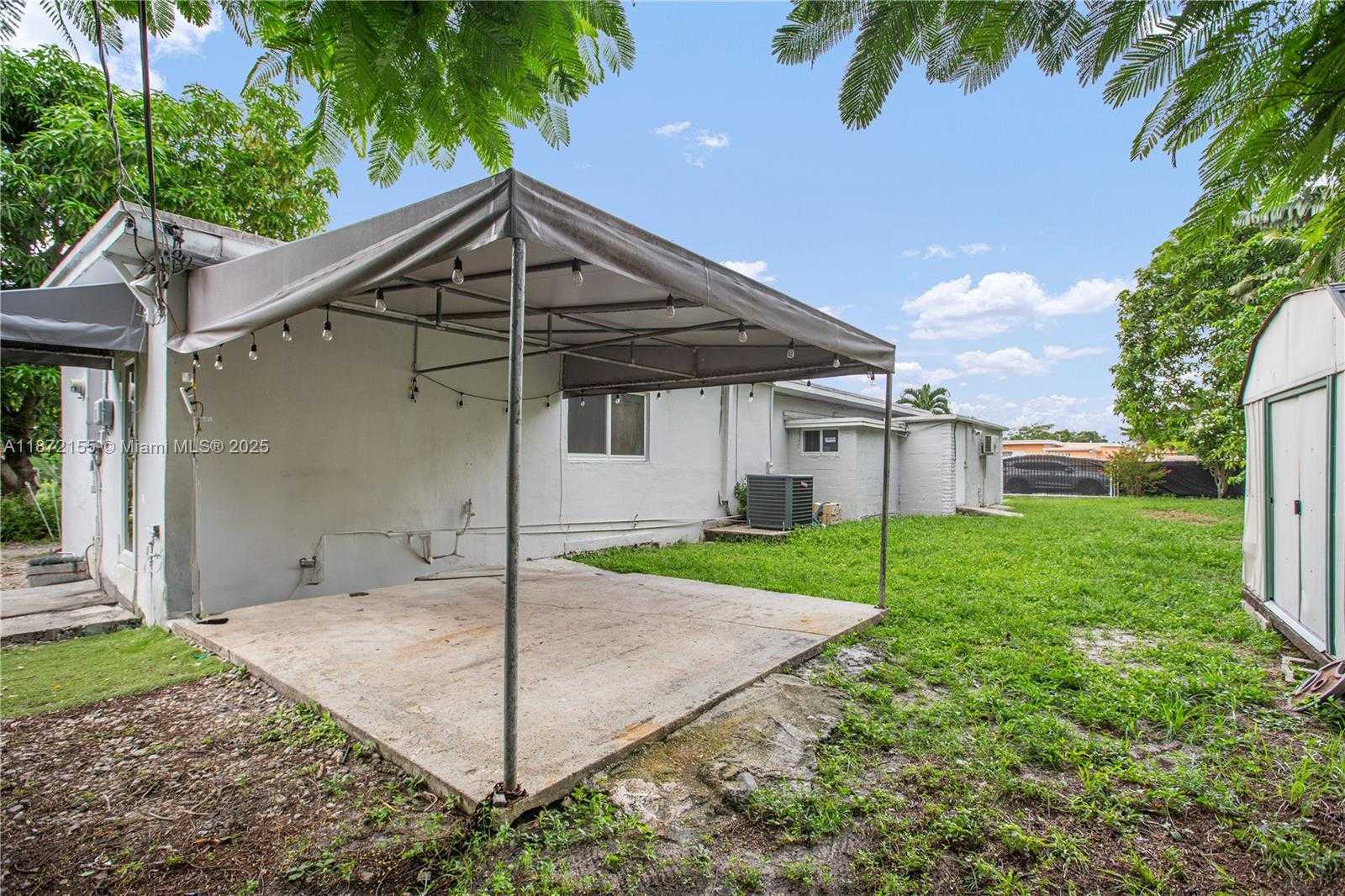 Small Image of 251 NORTH WEST 110TH ST, Miami Number 35