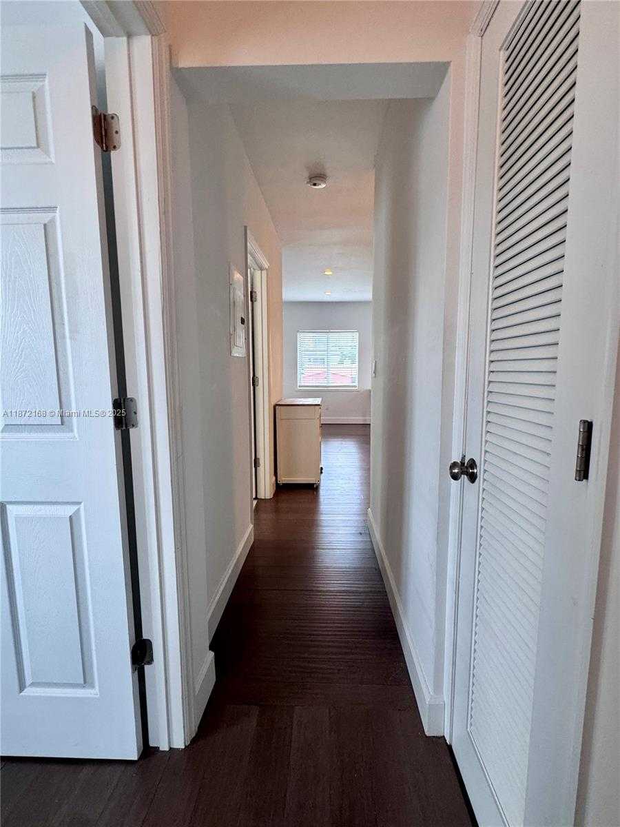 Small Image of 1231 13TH ST #2, Miami Beach Number 5