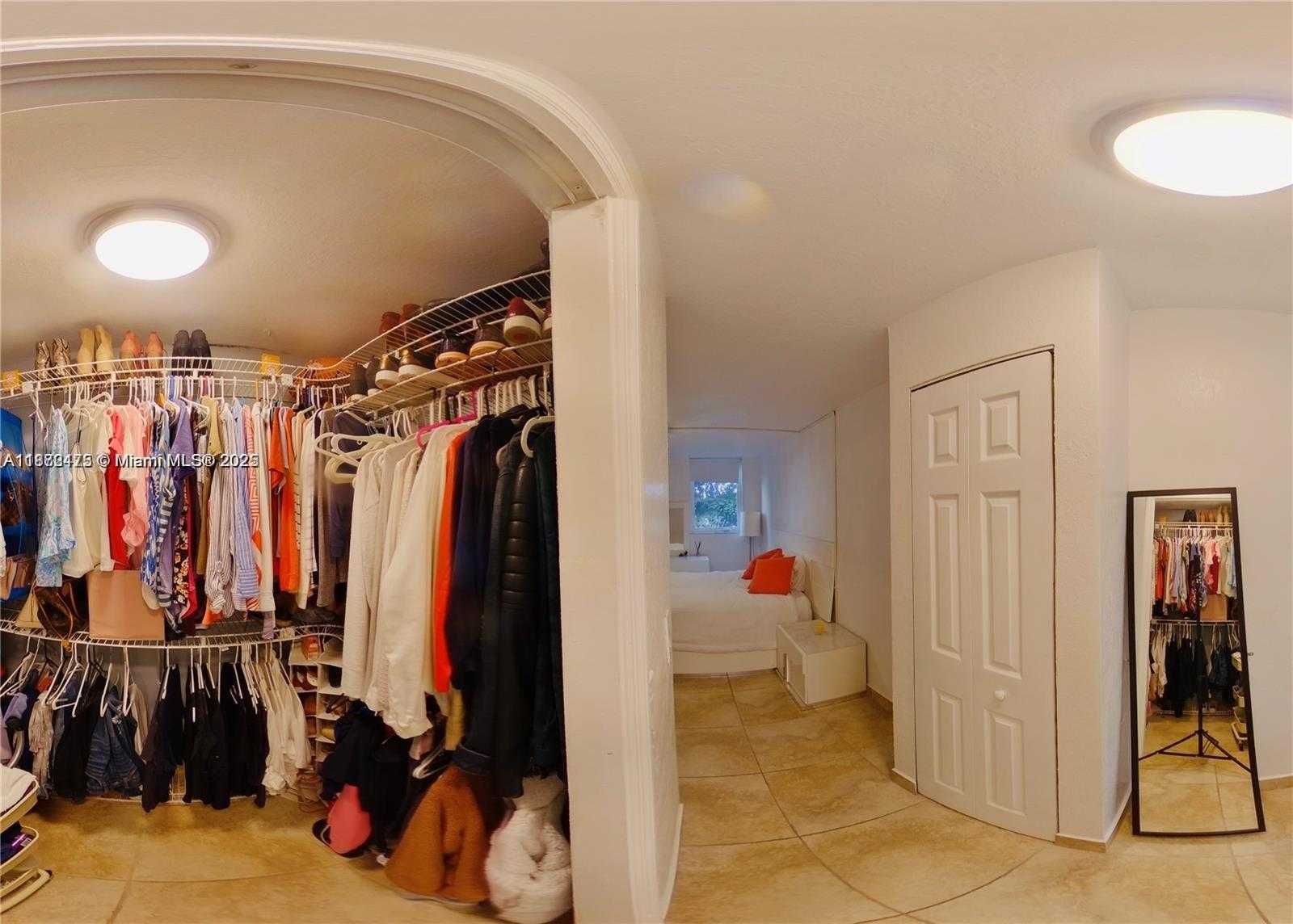 Small Image of 1666 WEST AVE #312, Miami Beach Number 20