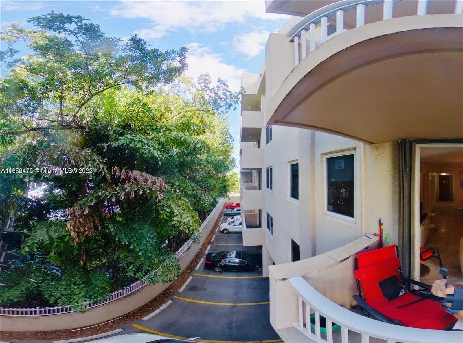 Small Image of 1666 WEST AVE #312, Miami Beach Number 21