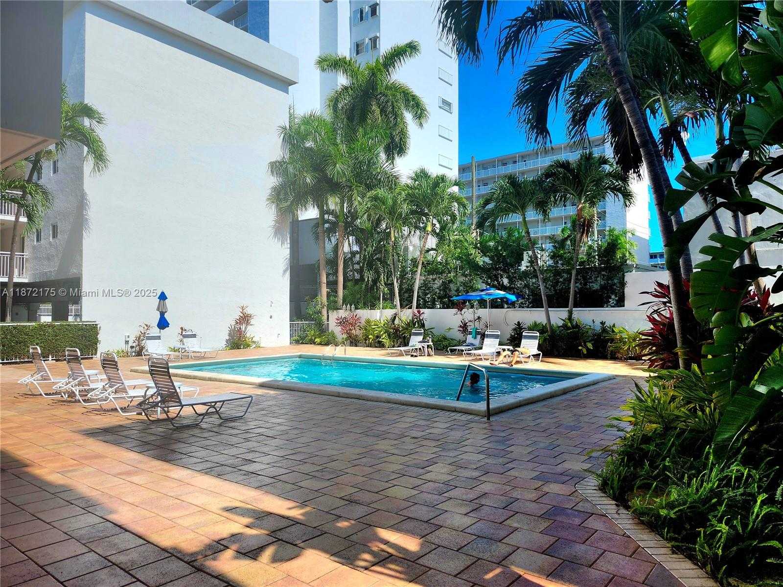 Small Image of 1666 WEST AVE #312, Miami Beach Number 23