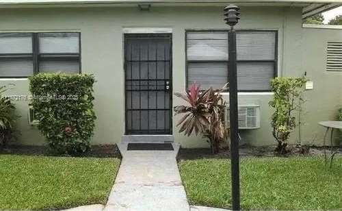 Small Image of 1845 PEMBROKE RD #3-22, Hollywood Number 4
