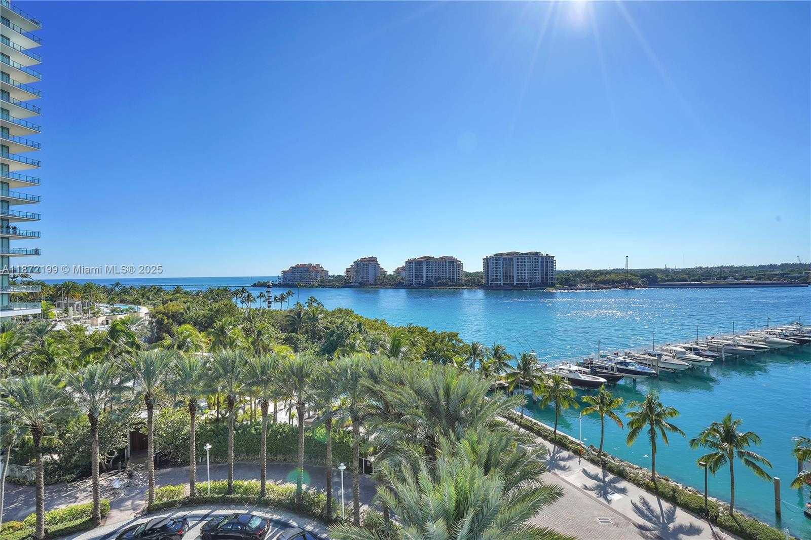 Small Image of 1000 SOUTH POINTE DR #604, Miami Beach Number 12