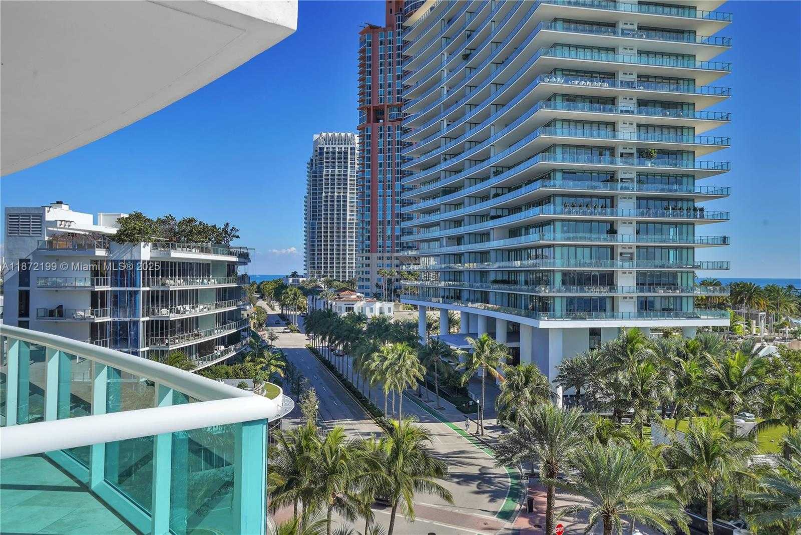 Small Image of 1000 SOUTH POINTE DR #604, Miami Beach Number 18