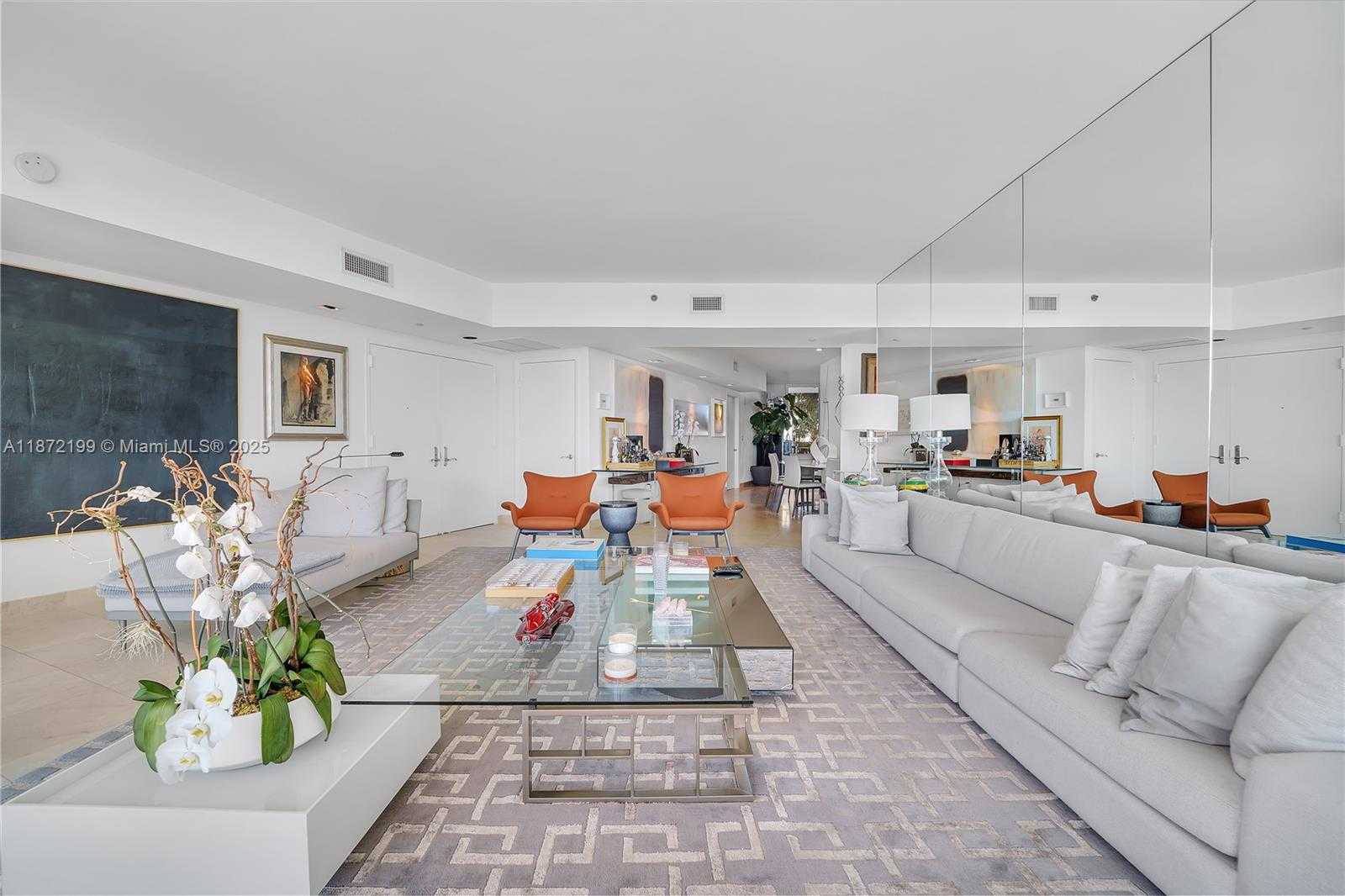 Small Image of 1000 SOUTH POINTE DR #604, Miami Beach Number 21